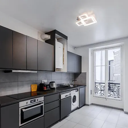 Elegant 3 Bedrooms In The Heart Of Bastille Appartamento Parigi